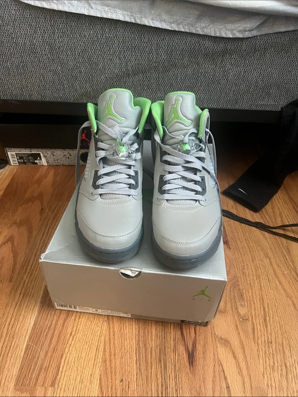 Jordan Men's Grey and Lime High-Top Sneakers